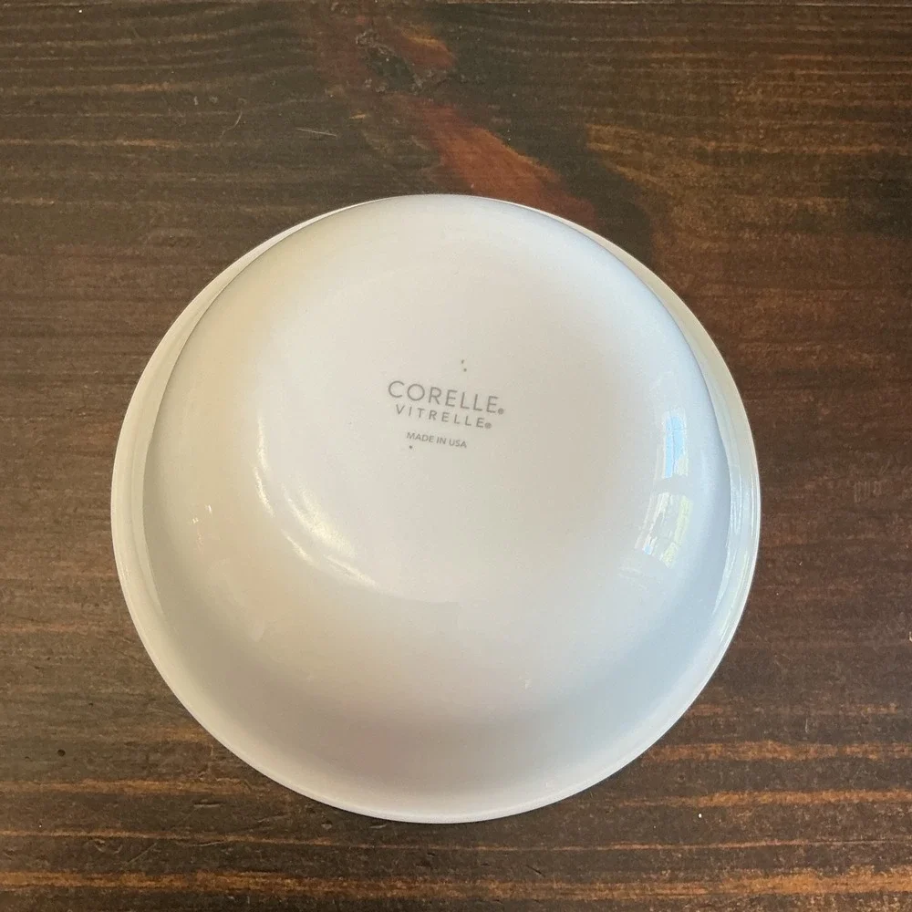 Corelle Vitrelle White Blue Rim Cereal Bowls Set of 8‎ Made in USA 6.25 inch